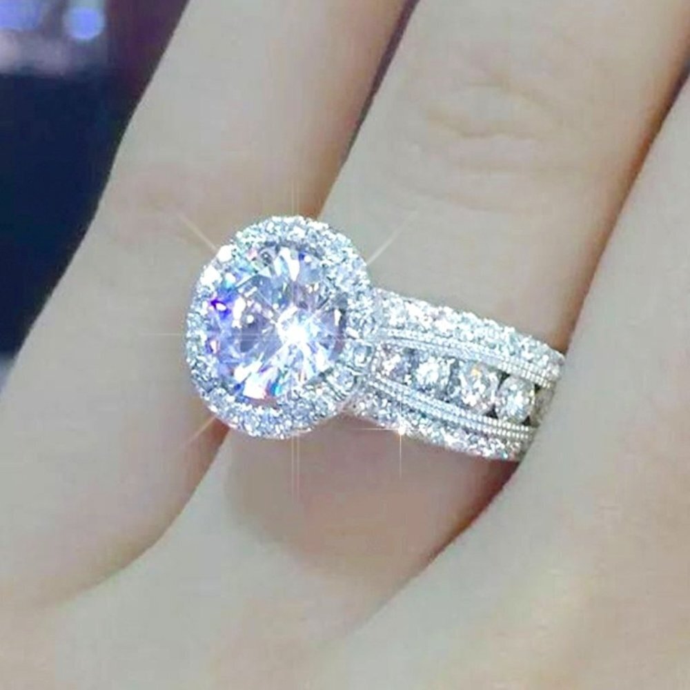 😍NEW QUEEN💍Silver (Stamped s925) Round Cut Halo Bridal Promise Ring, F007
